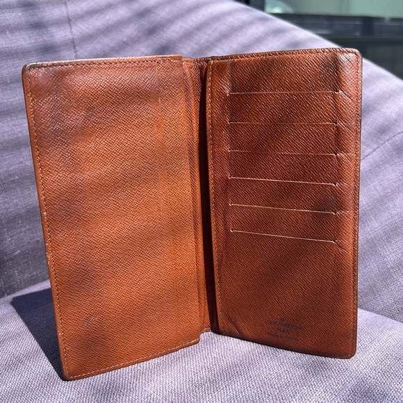 Louis Vuitton Monogram Porte Bifold Long
Wallet custom paint watercolor - Picture 5 of 13